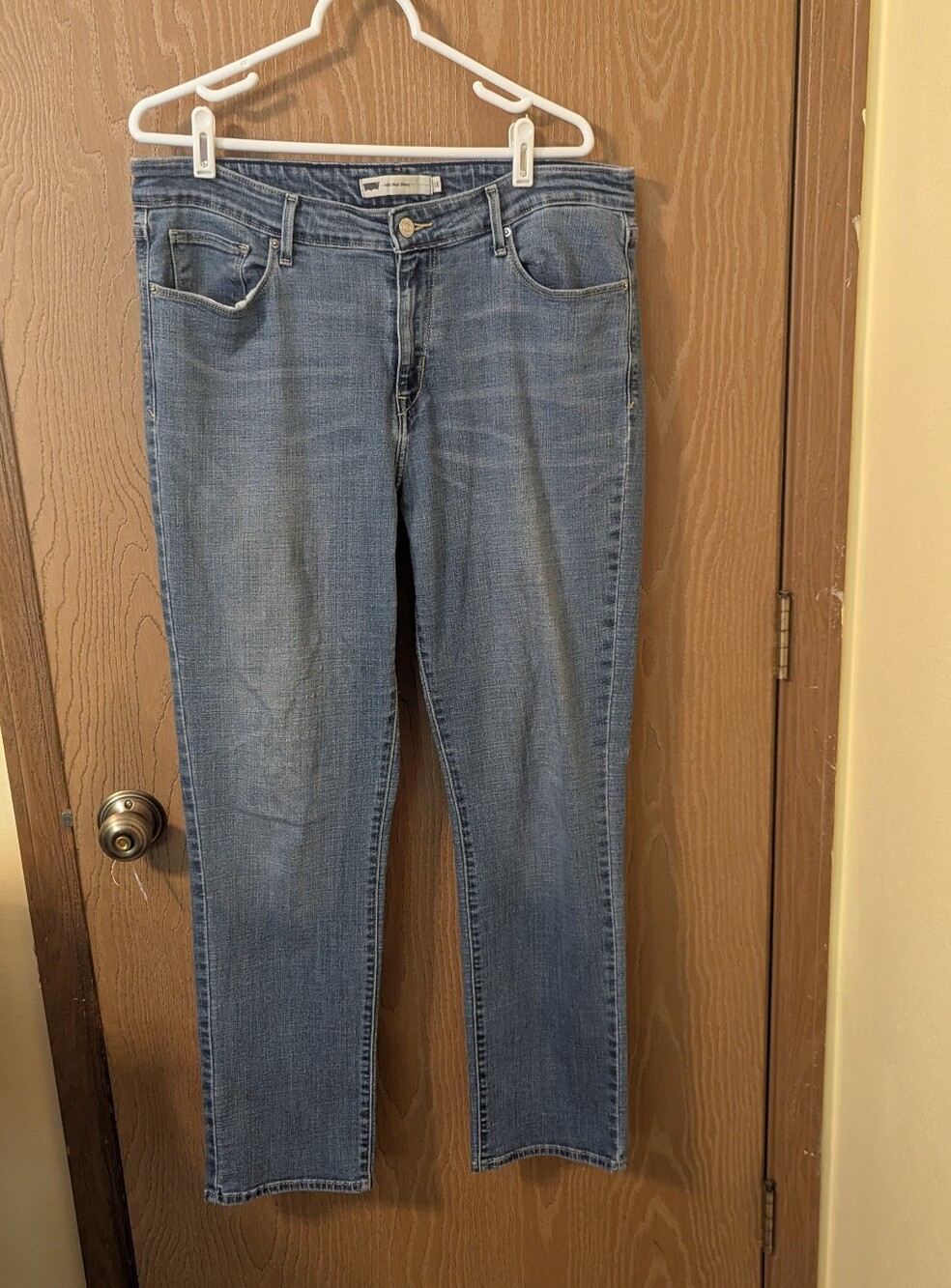 Levi's Mid Rise Skinny Jeans   - Size 16